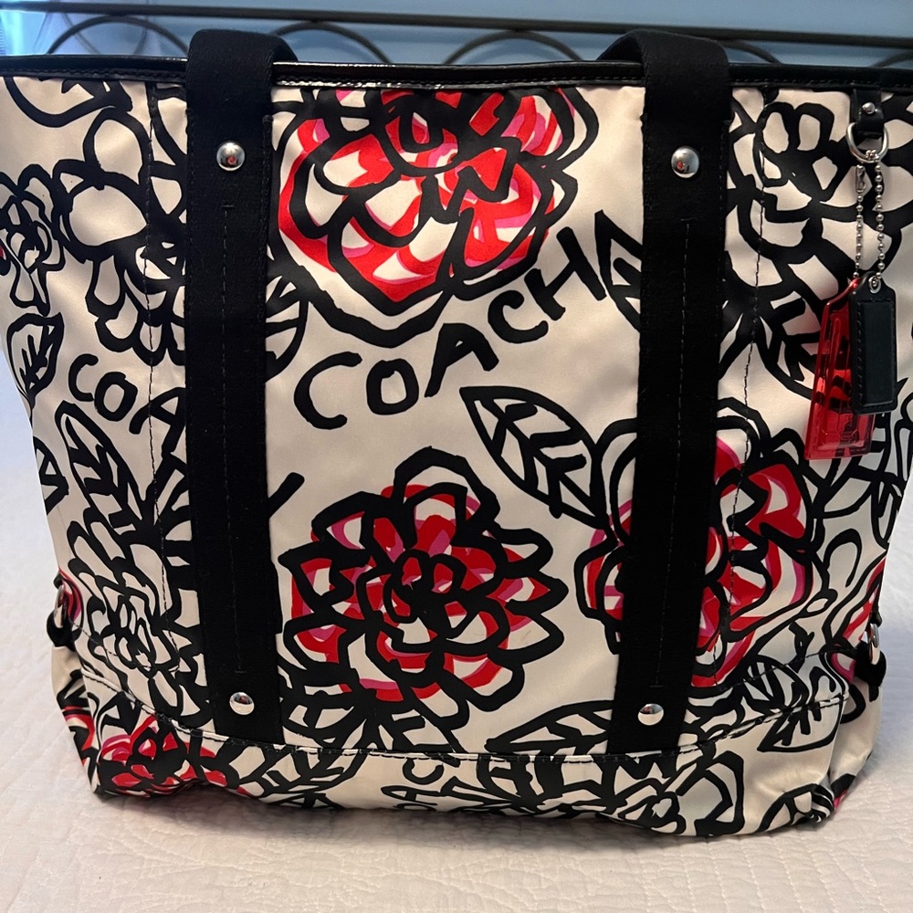 Over the shoulder Coach bag